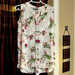 3 for $10- Denver Hayes tank blouse size small